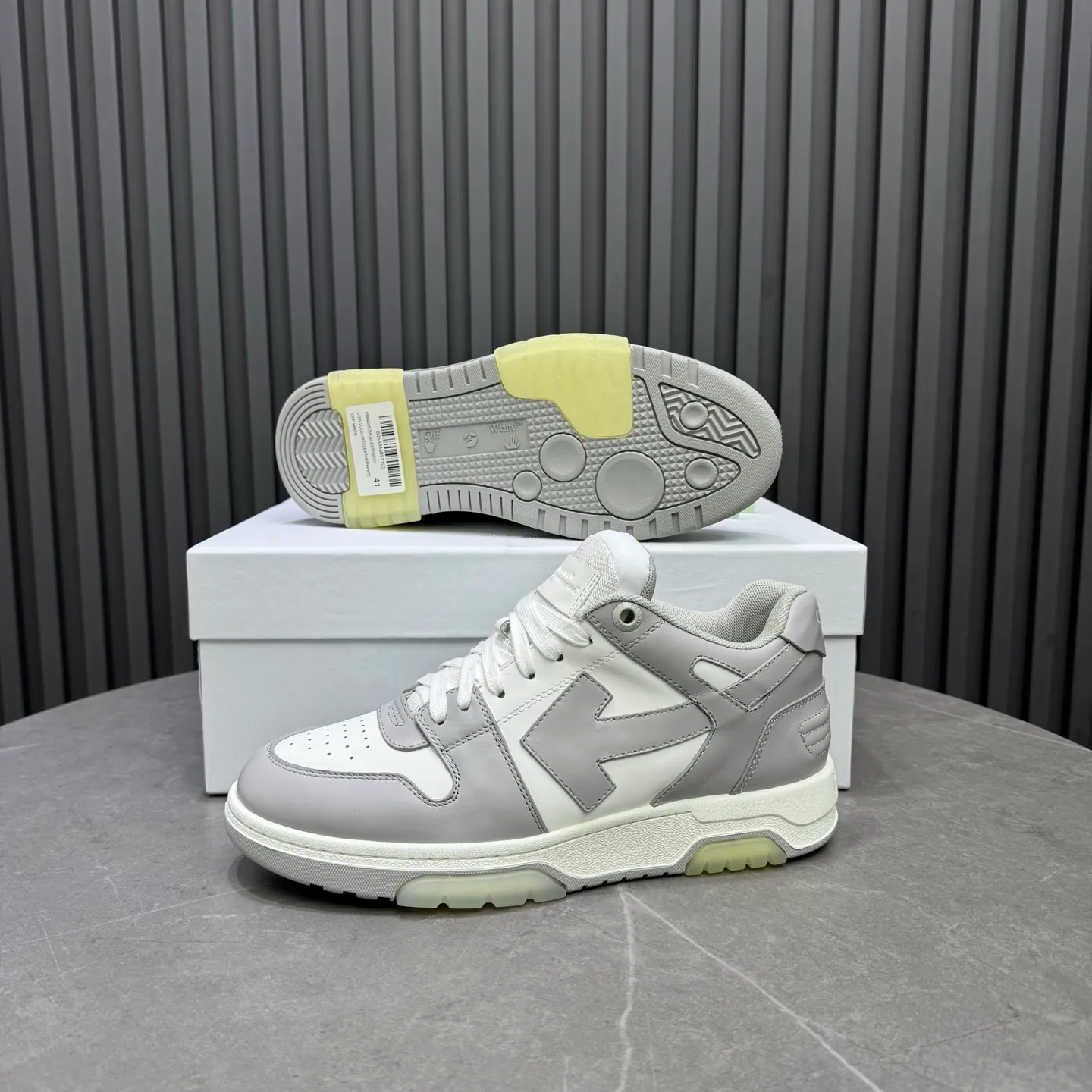 P620 OFF WHITE⚡️Couple model⚡️35-40 women’s model 39-46 men’s model